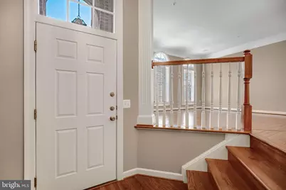 718 Hawkins Way, Alexandria, VA 22314 - Photo 2
