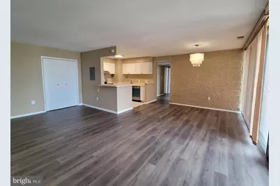 8 S Van Dorn Street #401, Alexandria, VA 22304 - Photo 4