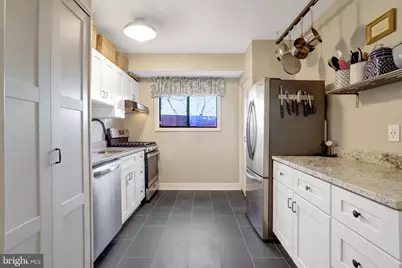 101 Skyhill Road #102, Alexandria, VA 22314 - Photo 8