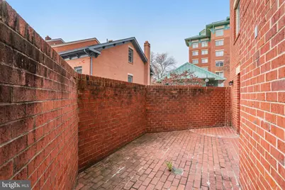 610 N West Street N #106, Alexandria, VA 22314 - Photo 30