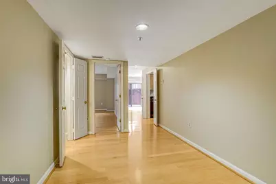 610 N West Street N #106, Alexandria, VA 22314 - Photo 10