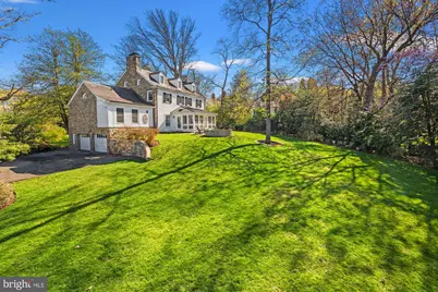 305 Mansion Drive, Alexandria, VA 22302 - Photo 2