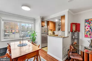 1718 W Abingdon Dr, Alexandria, VA 22314 - Photo 12