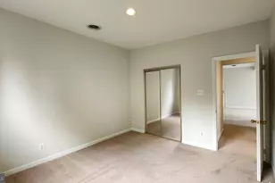 202 Skyhill Rd, Alexandria, VA 22314 - Photo 12