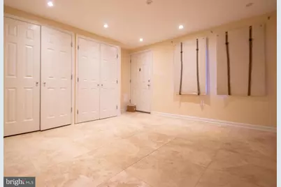 [Address not provided], Alexandria, VA 22314 - Photo 8