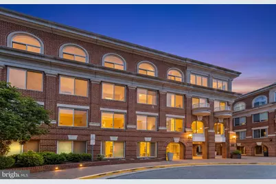 625 Slaters Lane #107, Alexandria, VA 22314 - Photo 2