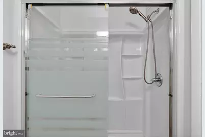 3210 S 28th Street #402, Alexandria, VA 22302 - Photo 16