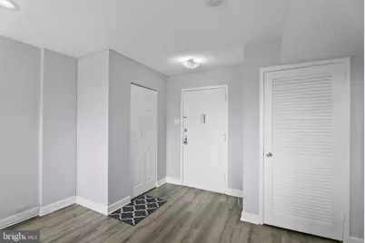 5340 Holmes Run Parkway #917, Alexandria, VA 22304 - Photo 2