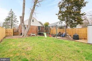 1901 Scroggins Rd, Alexandria, VA 22302 - Photo 18