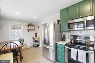 1901 Scroggins Rd, Alexandria, VA 22302 - Photo 8