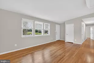 4625 Strathblane Pl, Alexandria, VA 22304 - Photo 2