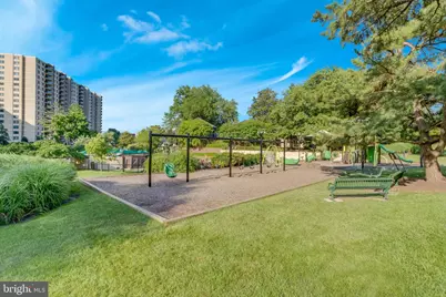 307 Yoakum Parkway #1715, Alexandria, VA 22304 - Photo 14