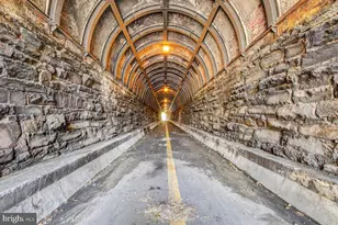 1411 King St, Alexandria, VA 22314 - Photo 58