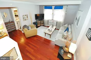 906 S Washington St, Alexandria, VA 22314 - Photo 2