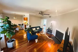 1109 N Pitt St, Alexandria, VA 22314 - Photo 2