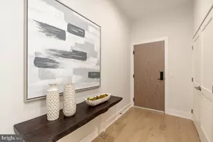 737 Swann Ave, Alexandria, VA 22301 - Photo 2