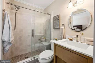 803 Green St, Alexandria, VA 22314 - Photo 28