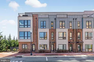 402 Stabler Ln, Alexandria, VA 22304 - Photo 1