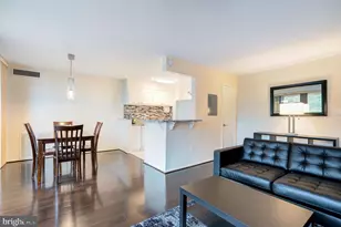 8 S Van Dorn St, Alexandria, VA 22304 - Photo 4