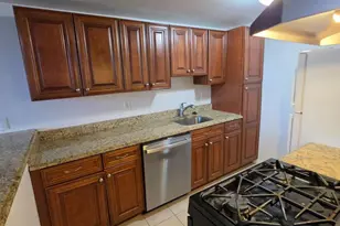 4600 Duke St, Alexandria, VA 22304 - Photo 8