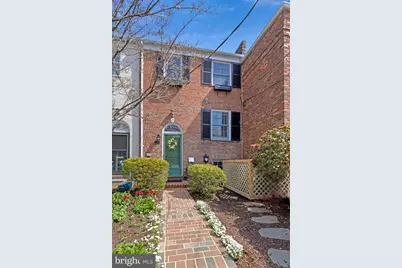 816 S Pitt Street, Alexandria, VA 22314 - Photo 2