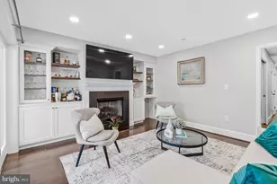 816 S Pitt St, Alexandria, VA 22314 - Photo 86