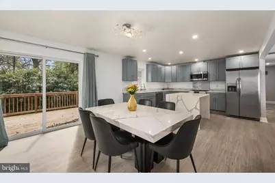 1001 Woods Place, Alexandria, VA 22302 - Photo 8