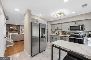 1689 Kenwood Ave, Alexandria, VA 22302 - Photo 6