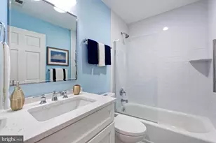 705 Kahn Pl, Alexandria, VA 22314 - Photo 30