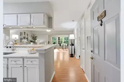 3313 Wyndham Circle #1209, Alexandria, VA 22302 - Photo 2