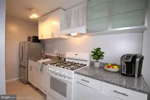 2500 N Van Dorn St, Alexandria, VA 22302 - Photo 8