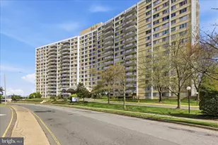 301 Beauregard St, Alexandria, VA 22312 - Photo 2