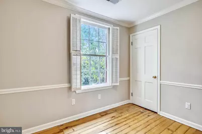 319 N Saint Asaph Street N, Alexandria, VA 22314 - Photo 24