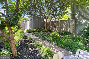 122 N West St, Alexandria, VA 22314 - Photo 44