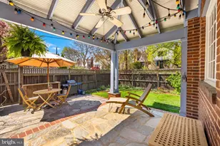 700 Chetworth Pl, Alexandria, VA 22314 - Photo 16