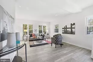 1346 Martha Custis Dr, Alexandria, VA 22302 - Photo 4