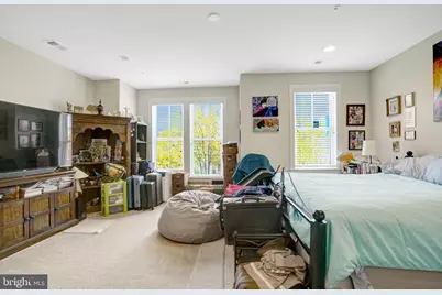 713 E Custis Avenue, Alexandria, VA 22301 - Photo 18