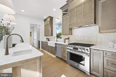 14 E Monroe Avenue, Alexandria, VA 22301 - Photo 28