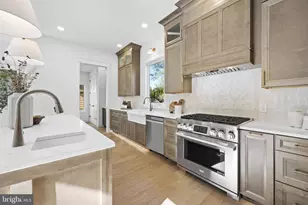 14 E Monroe Ave, Alexandria, VA 22301 - Photo 28