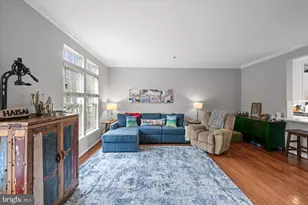 5076 Grimm Dr, Alexandria, VA 22304 - Photo 6