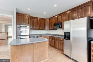 286 Murtha St, Alexandria, VA 22304 - Photo 8