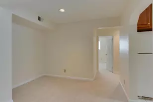 103 Skyhill Rd, Alexandria, VA 22314 - Photo 10