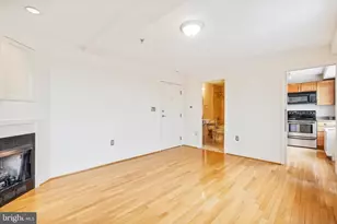 815 King St, Alexandria, VA 22314 - Photo 8