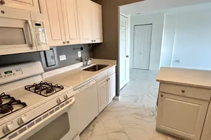5340 Holmes Run Pkwy, Alexandria, VA 22304 - Photo 6