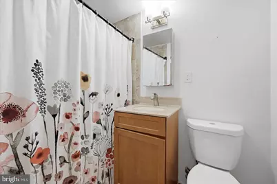 4600 Duke Street #928, Alexandria, VA 22304 - Photo 8