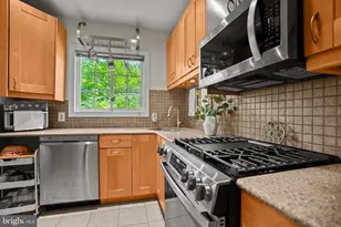 3613 Gunston Rd, Alexandria, VA 22302 - Photo 10