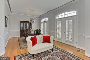 5238 Bessley Pl, Alexandria, VA 22304 - Photo 6