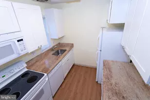 1612 W Abingdon Dr W, Alexandria, VA 22314 - Photo 44