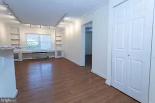1612 W Abingdon Dr W, Alexandria, VA 22314 - Photo 18