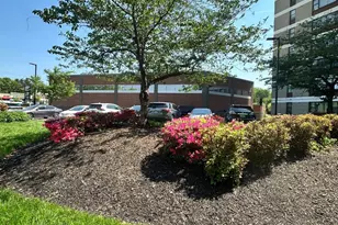 4600 Duke St, Alexandria, VA 22304 - Photo 36